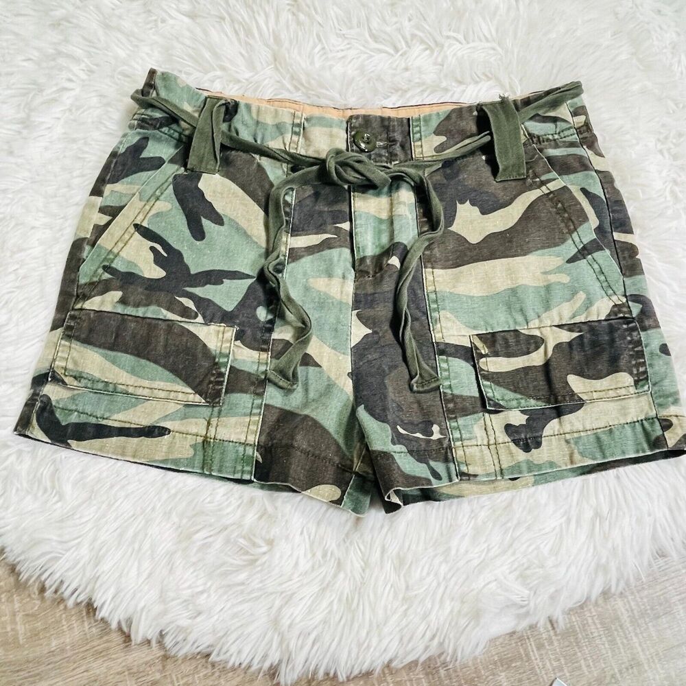 fab'rik Linen Blend Green Camo Shorts Womens S Pockets Belt Loops EUC